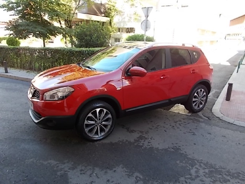 Llantas de aleacion dorado  de segunda mano - nissan qashqai tekna sport 1.5 dci 4x2 2010 / 237.828km.