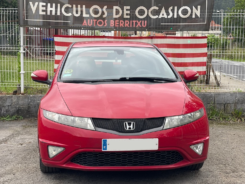 Foto honda civic 2011 / 253.000km.