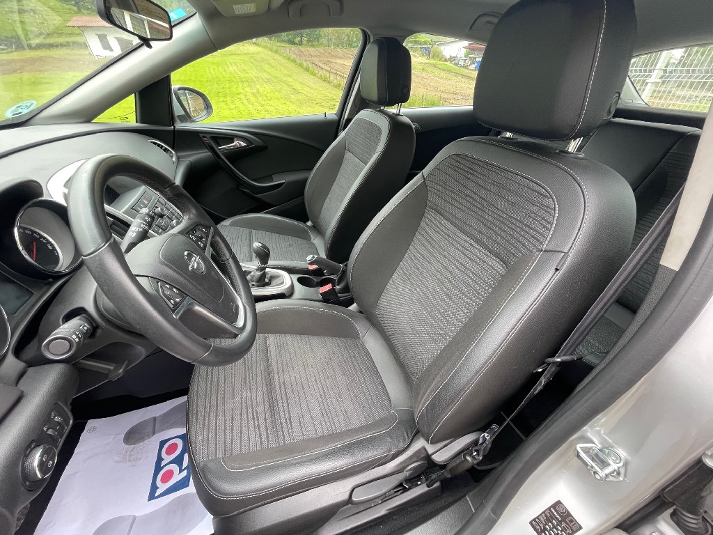 opel astra 2015 / 141.000km. foto grande (3)