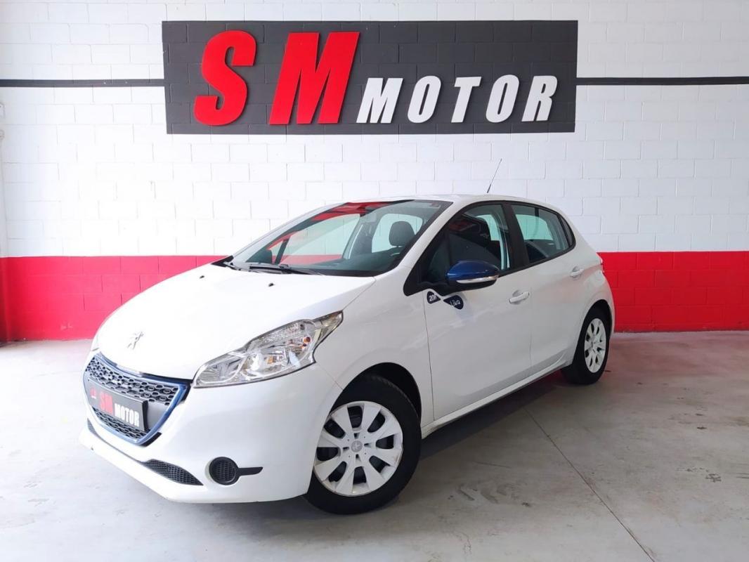 peugeot 208 5p like 1.0l puretech 68 2014 / 160.779km.