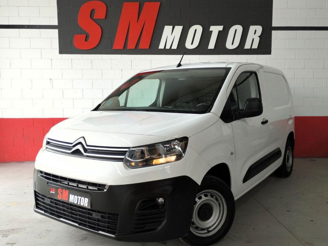 citroën berlingo talla m bluehdi 100 control 2021 / 107.936km.