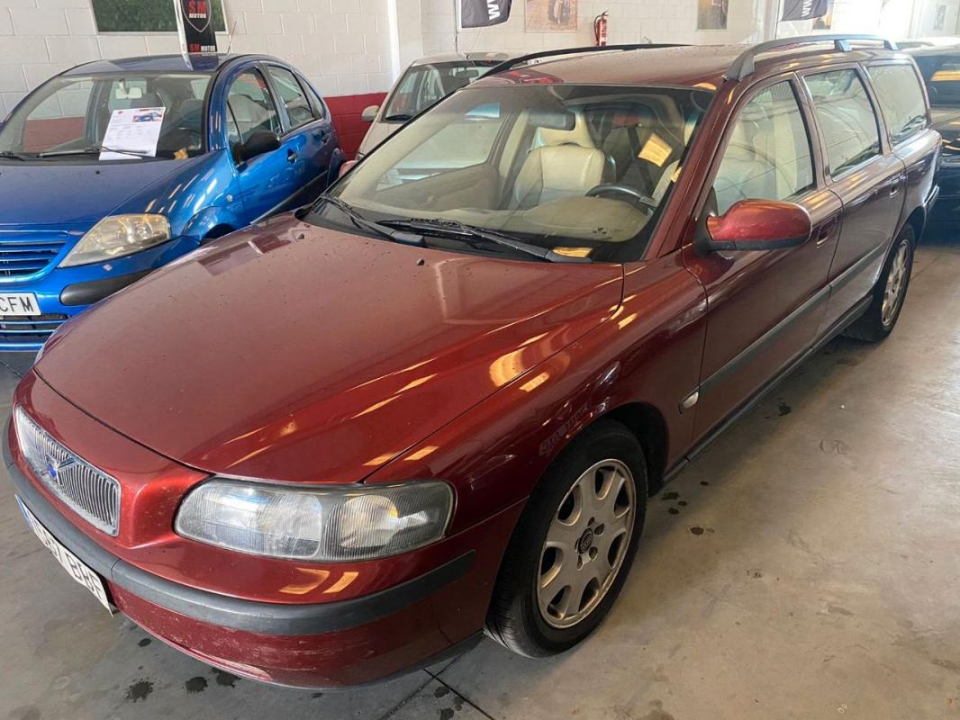 volvo v70 t5 auto 2000 / 322.152km.