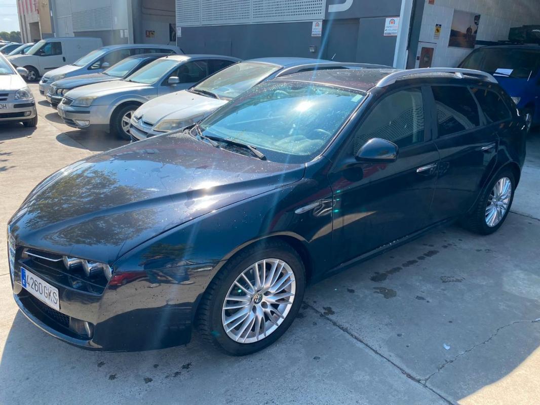 alfa romeo 159 1.9 jtdm 16v 6m 150cv sw distinctive 2009 / 223.339km.