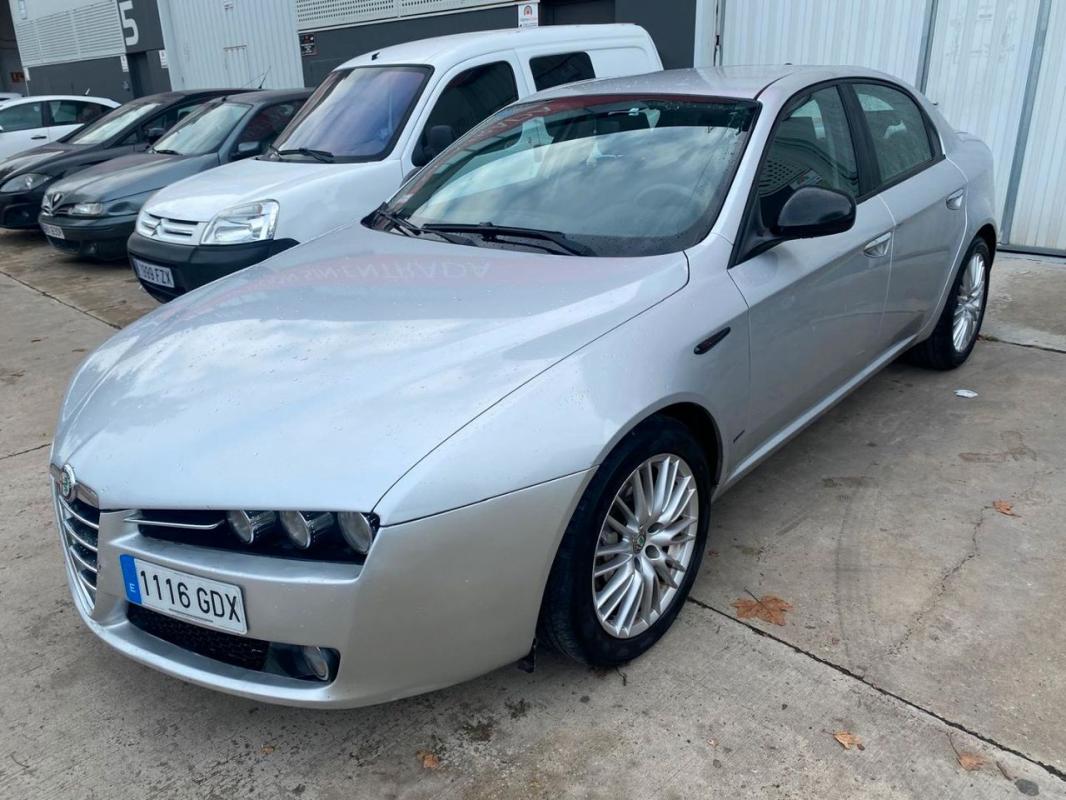 alfa romeo 159 1.9 jtd 16v distinctive 2008 / 224.426km.