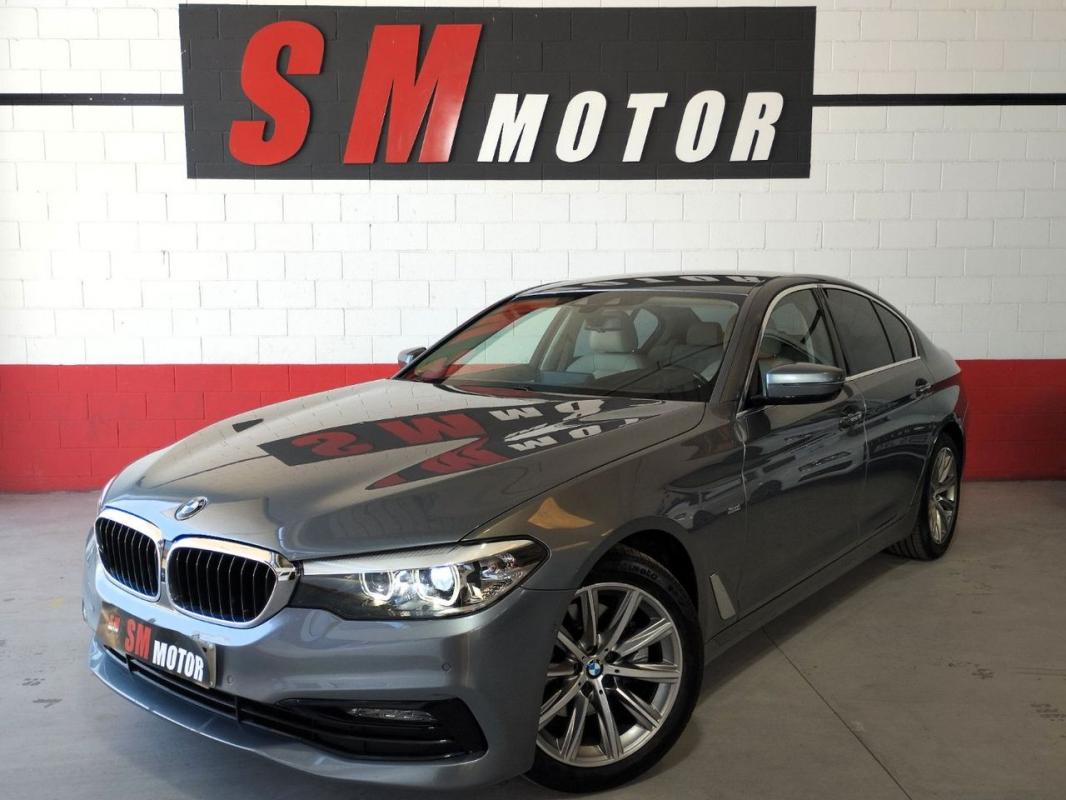 bmw serie 5 520ia 2018 / 235.749km.