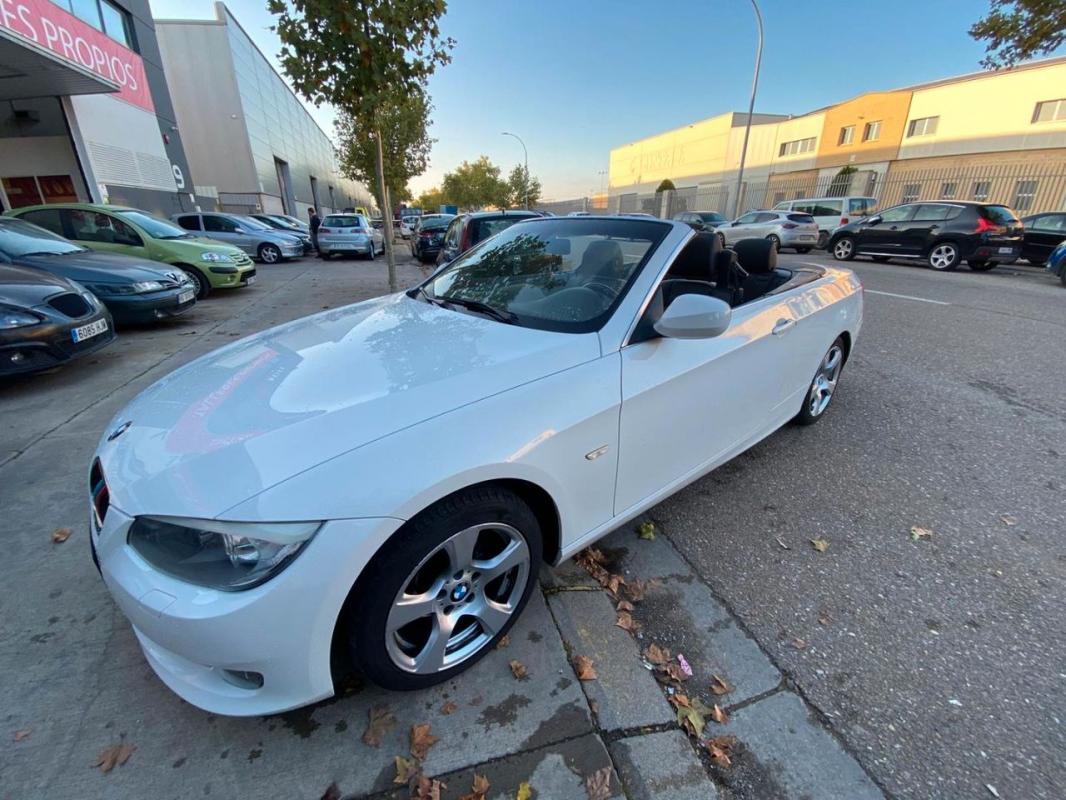 bmw serie 3 320i auto 2011 / 119.153km.
