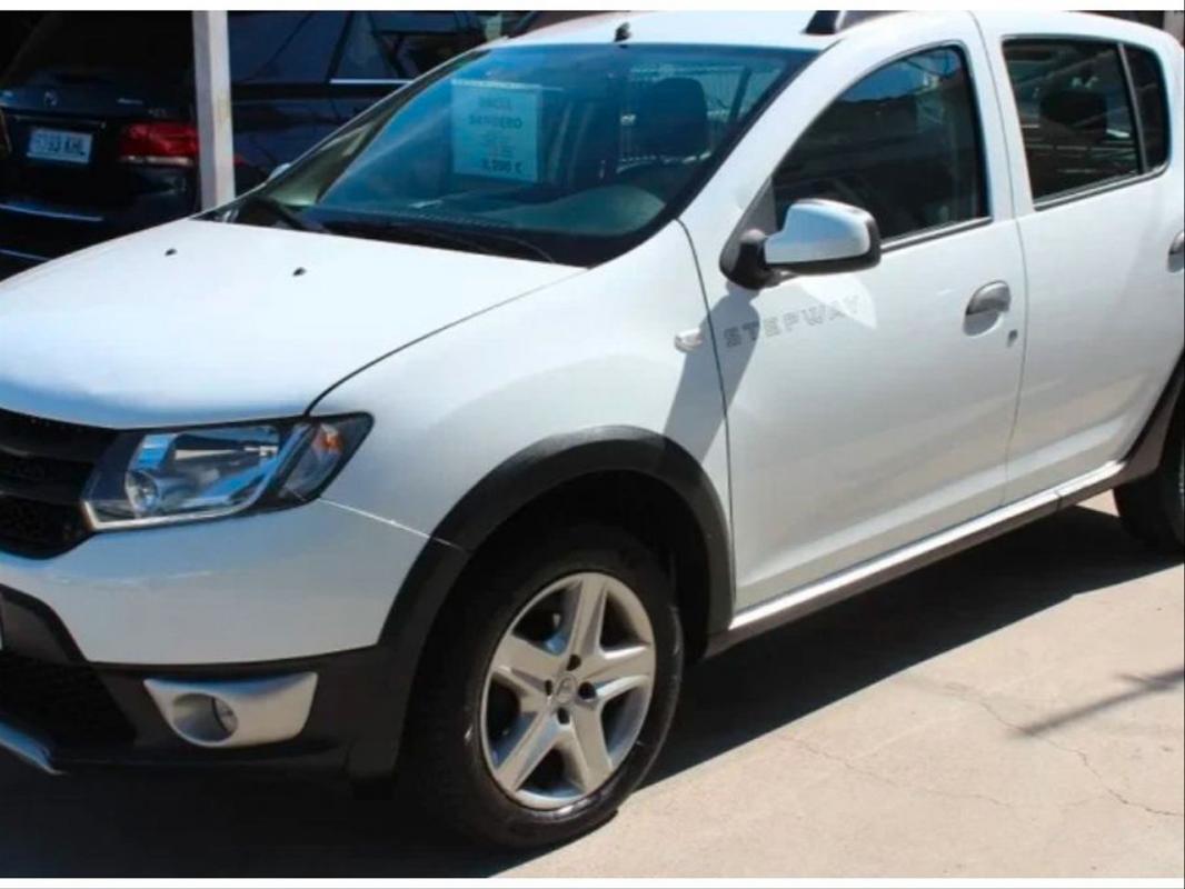 dacia sandero stepway tce 90 2014 / 143.500km.