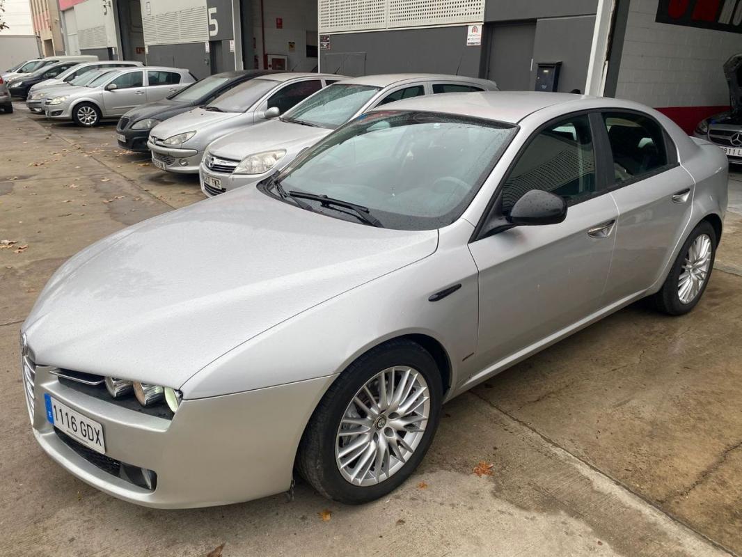 alfa romeo 159 1.9 jtd 16v distinctive 2008 / 224.426km.