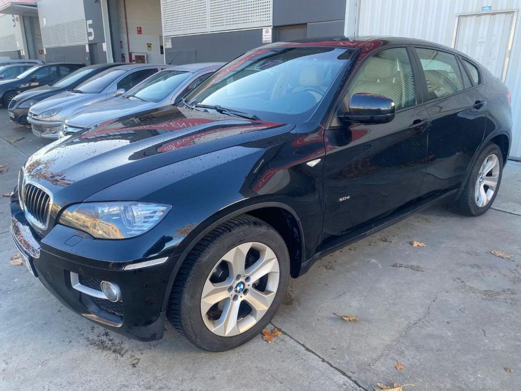bmw x6 xdrive30d 2013 / 299.870km.