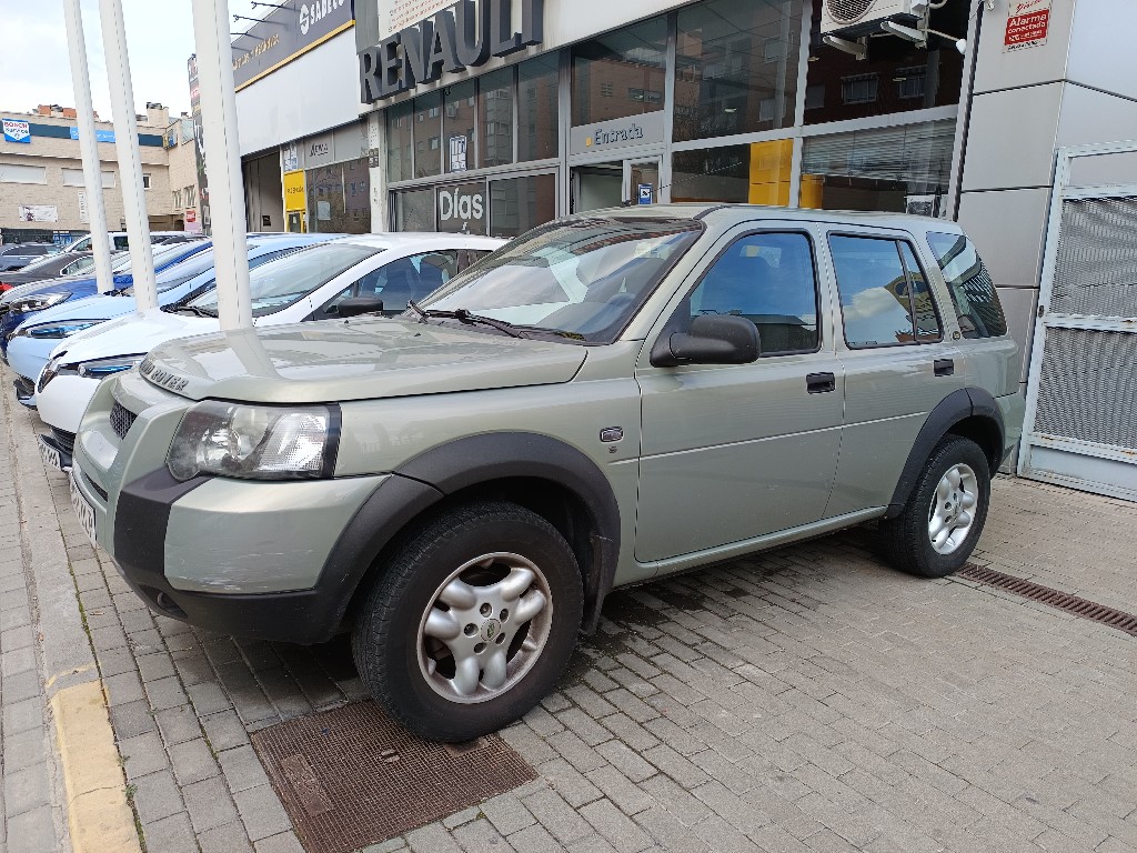 land rover freelander 2.0 td4 110cv 5 puertas 4x4 2005 / 246.500km.