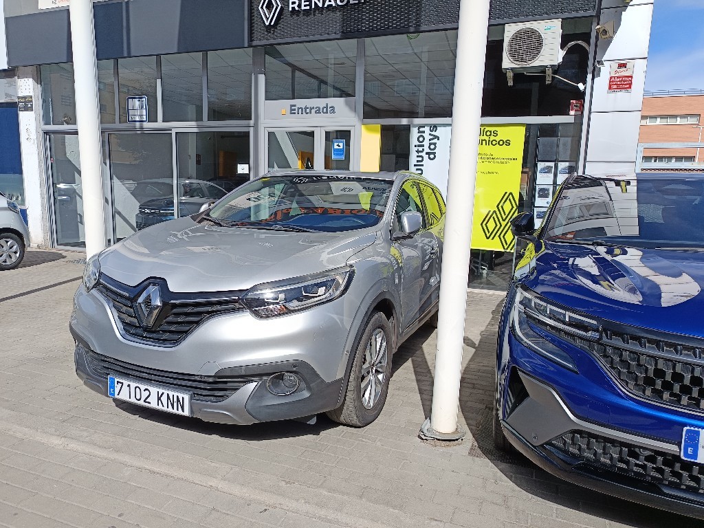 renault kadjar zen 1.6 dci 130cv 2018 / 74.880km.