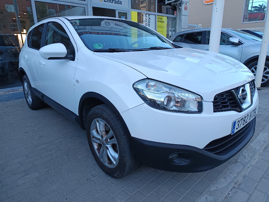 nissan qashqai 1.6 i acenta 117cv 4x2 gasolina 2013 / 197.600km.