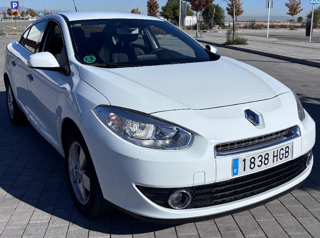Renault Fluence 1.6 i 110CV
